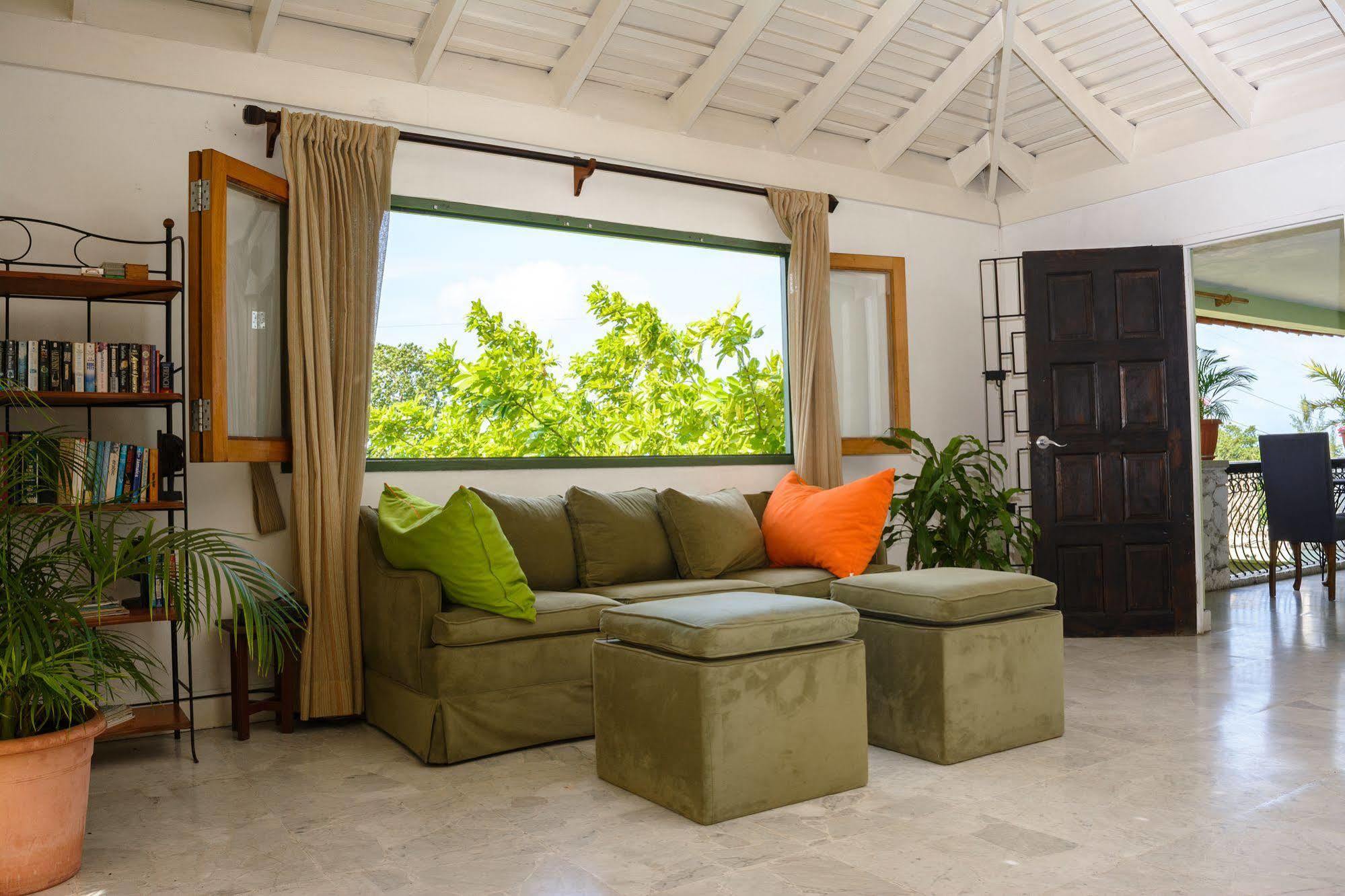 Mynt Retreat Bed & Breakfast Montego Bay Exteriér fotografie